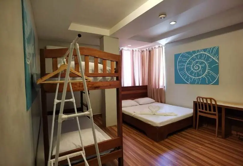ファミリールーム, Amos Pili Tree Inn Powered By Cocotel