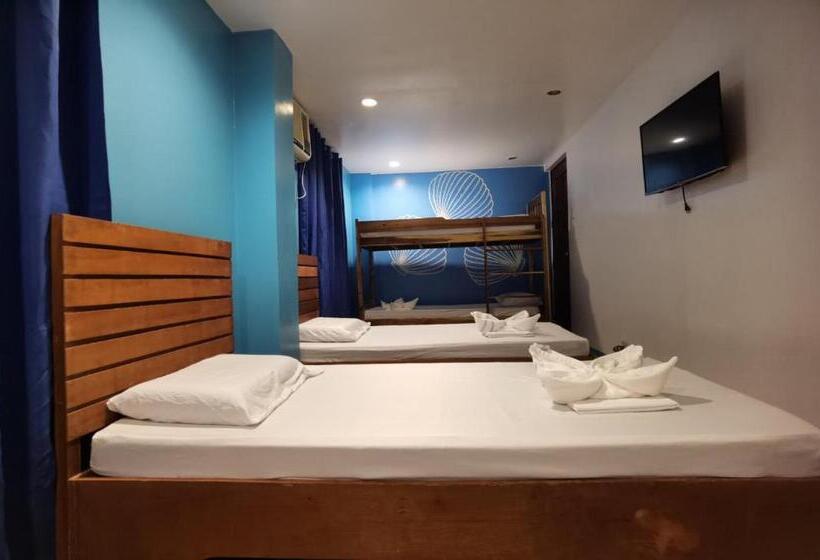 Economy Quadruple Room, Amos Pili Tree Inn Powered By Cocotel