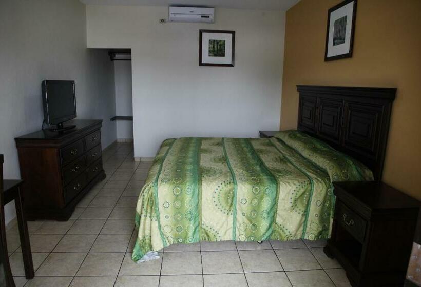 اتاق استاندارد یک نفره, Apart Hotel Pico Bonito