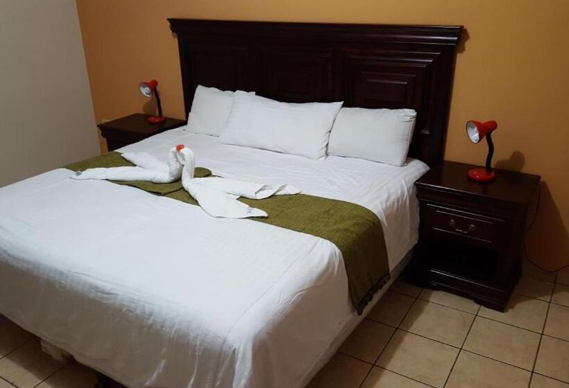 اتاق استاندارد یک نفره, Apart Hotel Pico Bonito