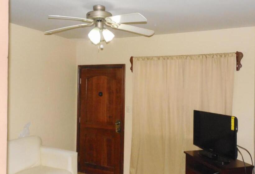 آپارتمان 1 خوابه, Apart Hotel Pico Bonito