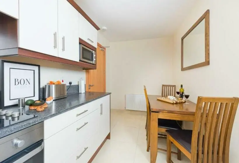 آپارتمان 1 خوابه, Five Lamps Suites