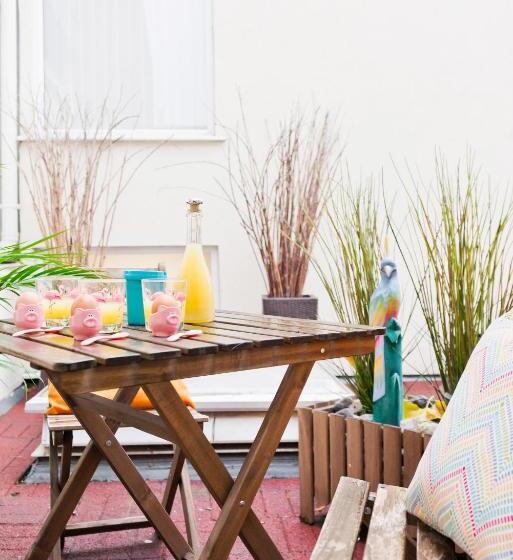 Апартаменты 1 Спальня, Five Lamps Suites