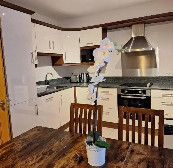 آپارتمان 2 خوابه, Five Lamps Suites
