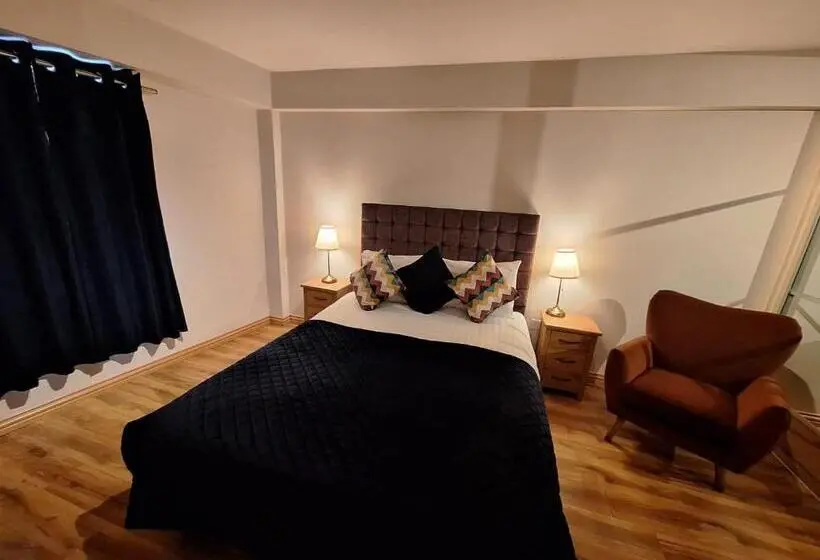 آپارتمان 2 خوابه, Five Lamps Suites