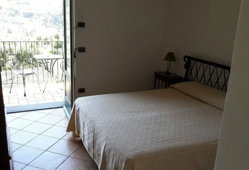 スタンダードルーム, Agriturismo La Lobra