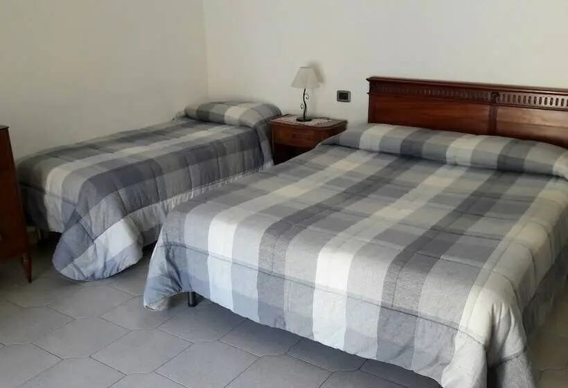 スタンダードトリプルルーム, Agriturismo La Lobra