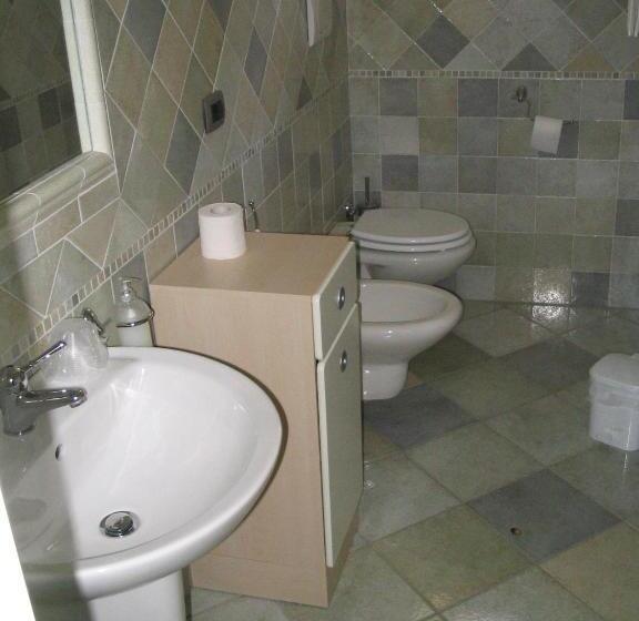 חדר סטנדרט לשלושה, Agriturismo La Lobra