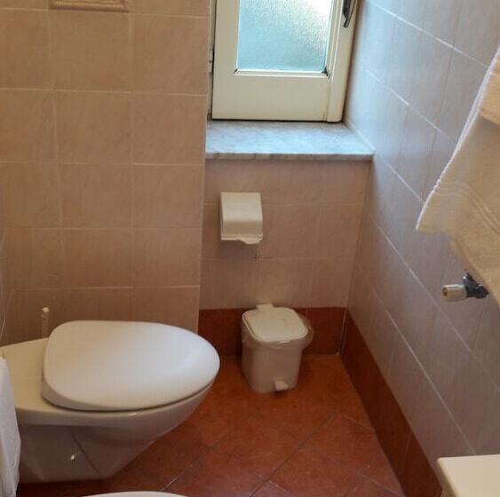 חדר סטנדרט לארבעה, Agriturismo La Lobra