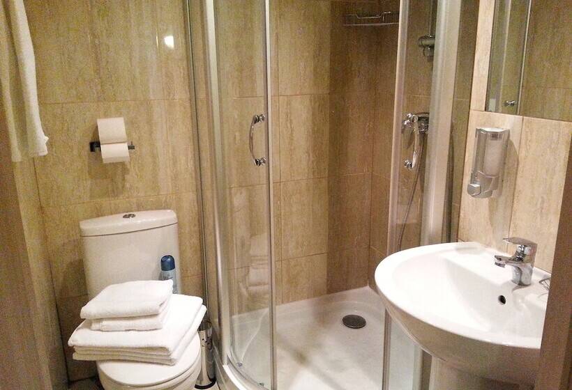 スタンダード４人部屋, Fermata