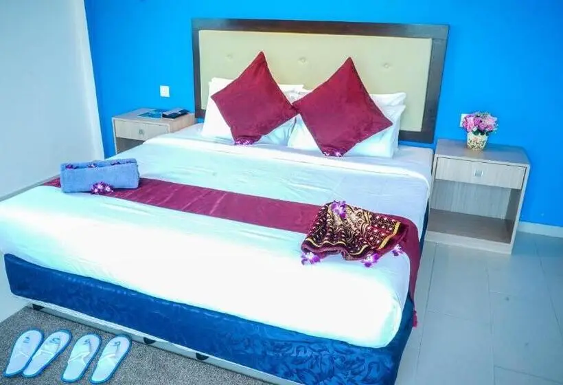 اتاق لوکس با تخت بزرگ, Royal Agate Beach Resort