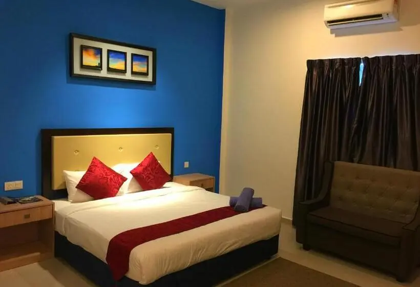 اتاق لوکس با تخت بزرگ, Royal Agate Beach Resort