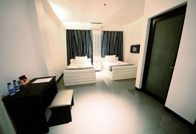 اتاق استاندارد, The Apple Peach House