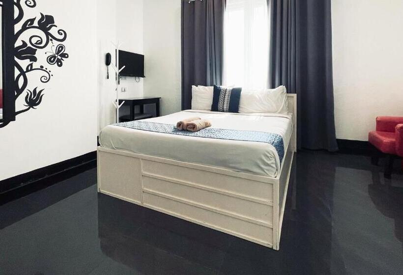 اتاق استاندارد, The Apple Peach House