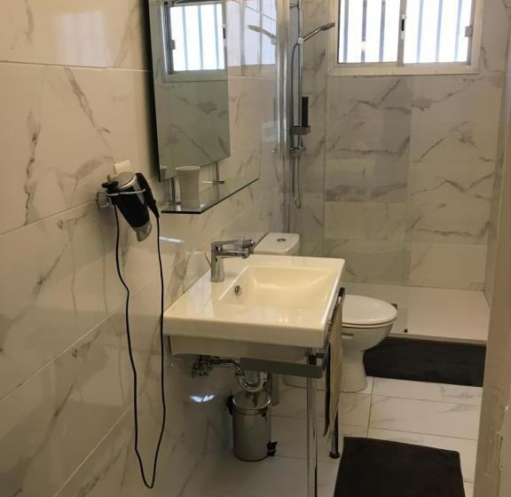 اتاق استاندارد, J Pad