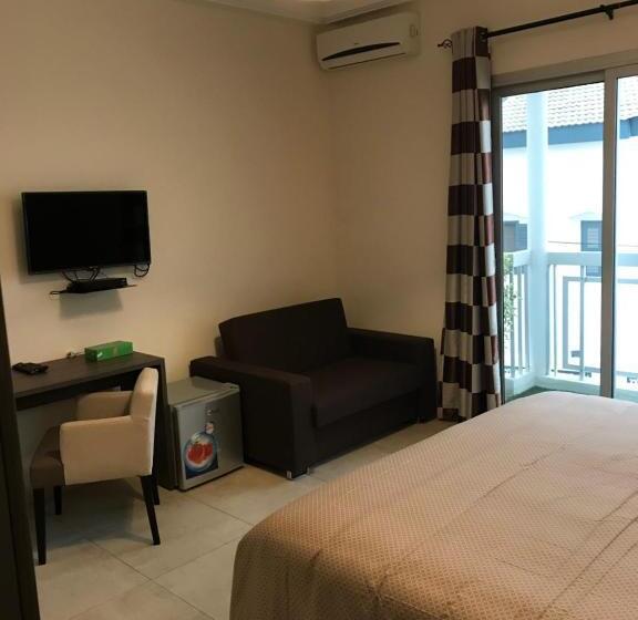 اتاق لوکس, J Pad