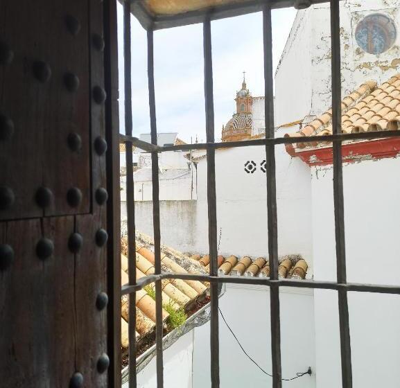 エコノミールーム, Hostel Café Frenteabastos