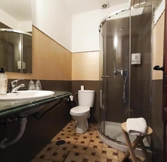 Номер Economy, Hostel Café Frenteabastos