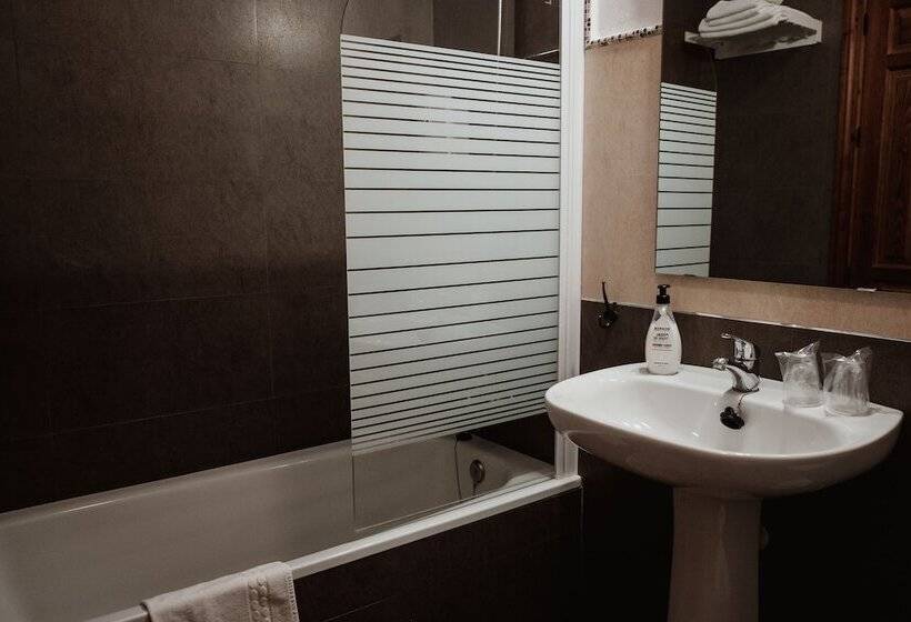 Номер Стандарт, Hostel Café Frenteabastos