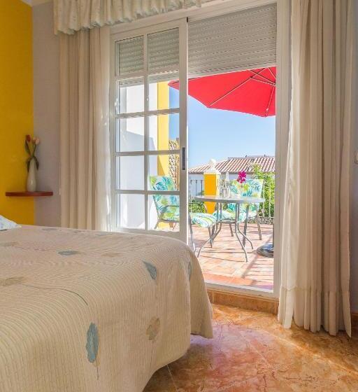 غرفة قياسية مزوَّدة بتراس, Alojamiento Colina Del Sol