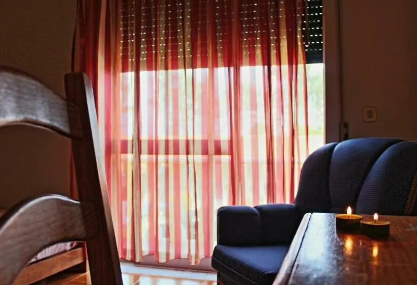 スタンダードルーム, Residencial Pinho Verde