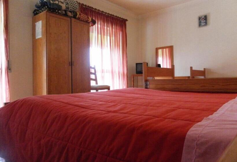 スタンダードトリプルルーム, Residencial Pinho Verde