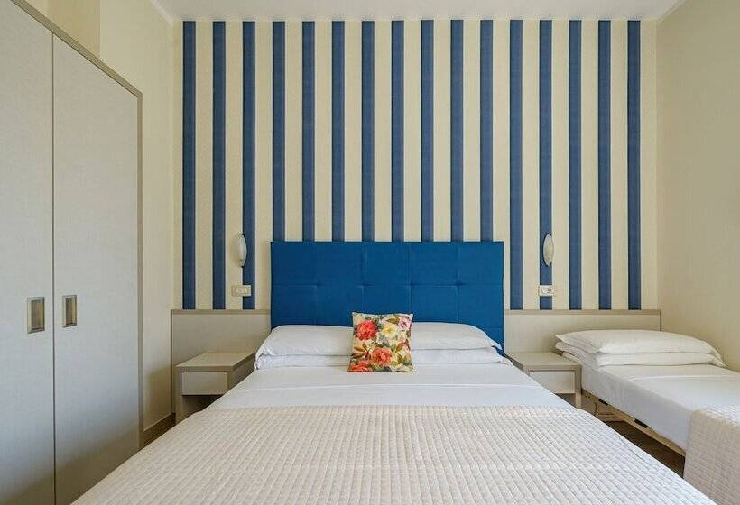 スタンダードトリプルルーム, Acquamarina