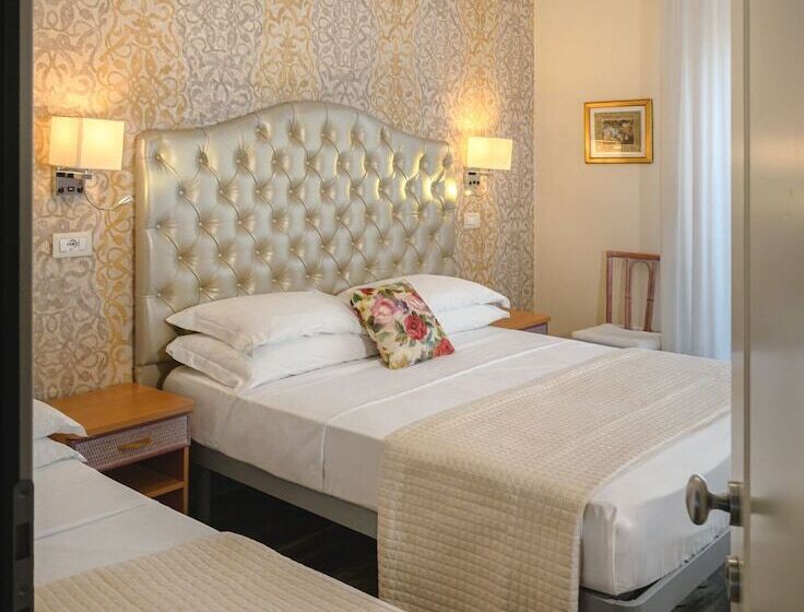 スタンダードトリプルルーム, Acquamarina