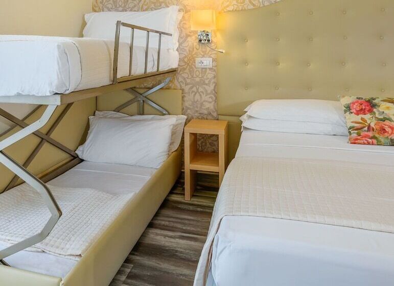 スタンダード４人部屋, Acquamarina