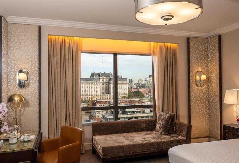 سوییت جونیور, Alvear Icon