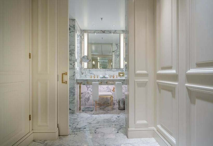 سوییت جونیور, Alvear Icon