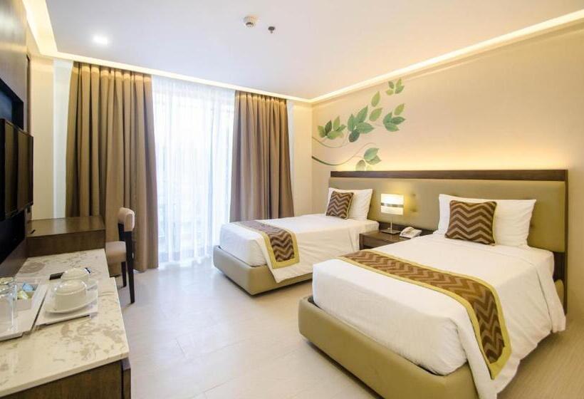 اتاق لوکس با چشمانداز استخر, Boracay Haven Suites