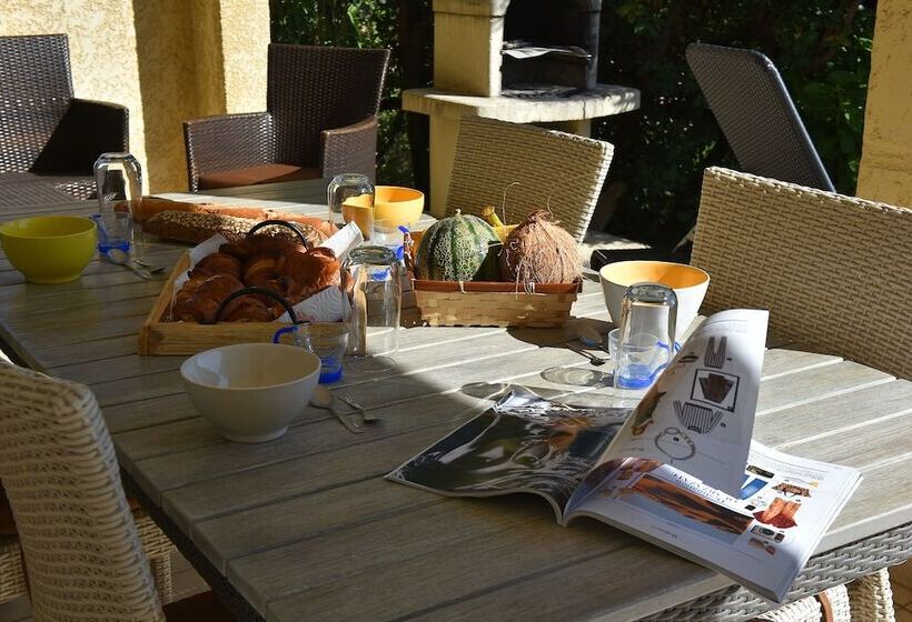 Вилла Premium 2 Спальни, Résidence Chiar Di Luna