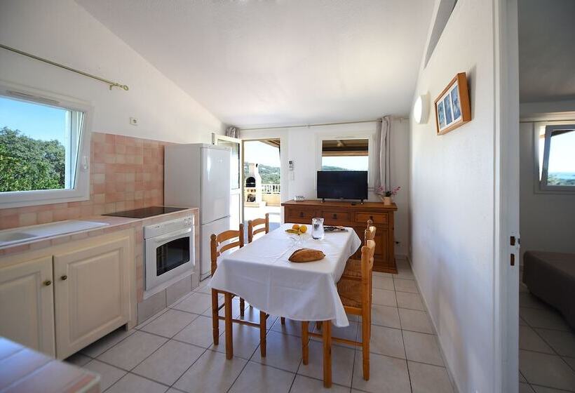 Вилла Premium 2 Спальни, Résidence Chiar Di Luna