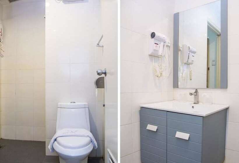 Трехместный Номер Deluxe, De  Viana Hotel & Apartment