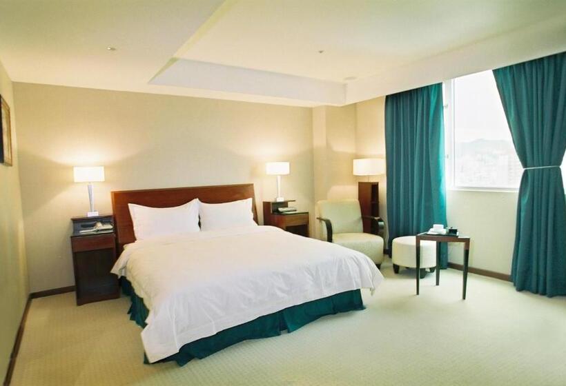 اتاق استاندارد, Family Hotel Taipei