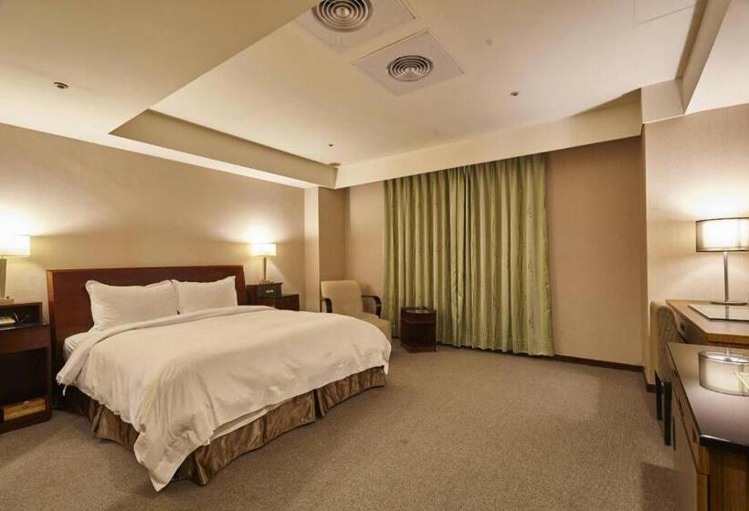 اتاق استاندارد, Family Hotel Taipei