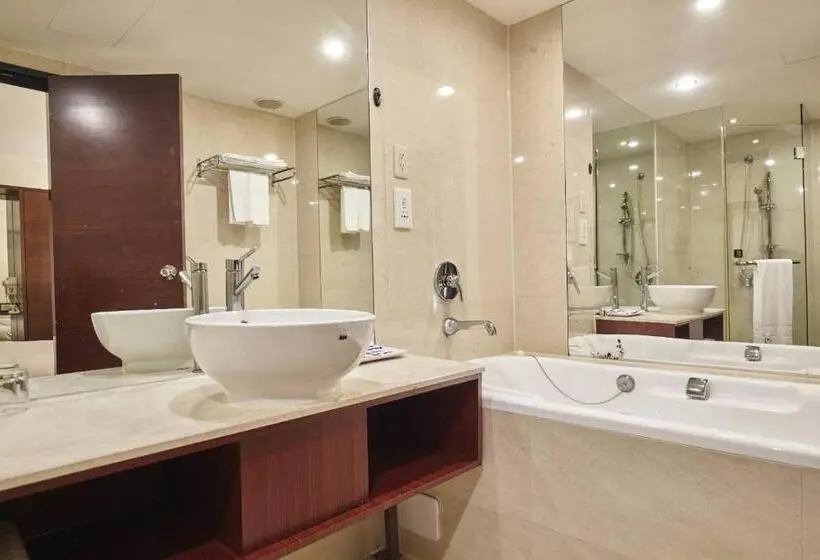 اتاق استاندارد, Family Hotel Taipei