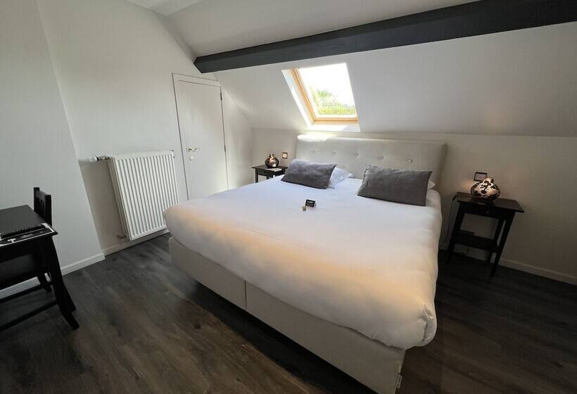 اتاق راحتی, Hôtel Restaurant Lamy