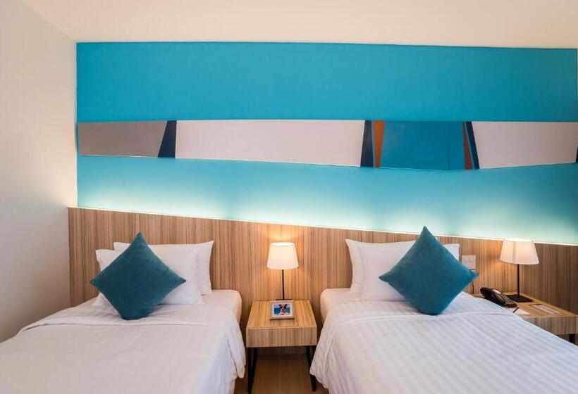 اتاق لوکس با چشم‌انداز شهر, J Inspired Hotel Pattaya