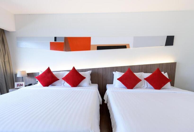 اتاق لوکس خانوادگی, J Inspired Hotel Pattaya