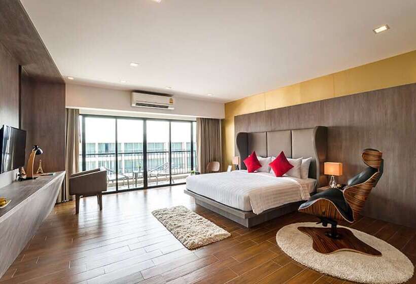 سوییت جونیور, J Inspired Hotel Pattaya