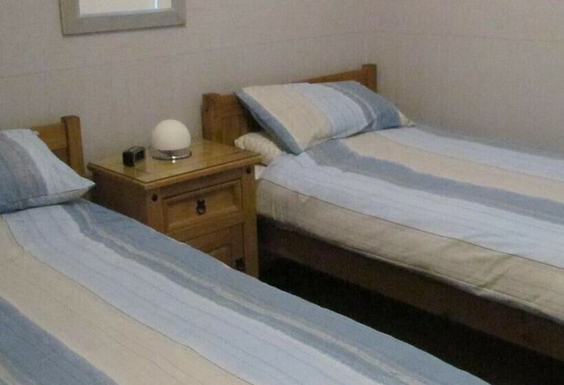 חדר סטנדרט, Macbeth Arms