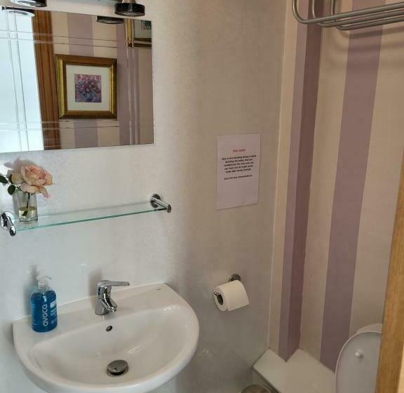 חדר סטנדרט, Macbeth Arms