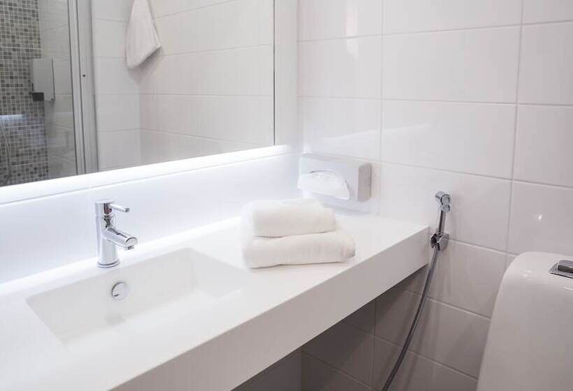 标准单人间, Park Hotel Tornio