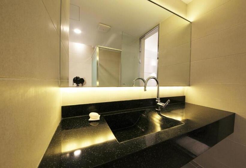 اتاق استاندارد, Premium Ava