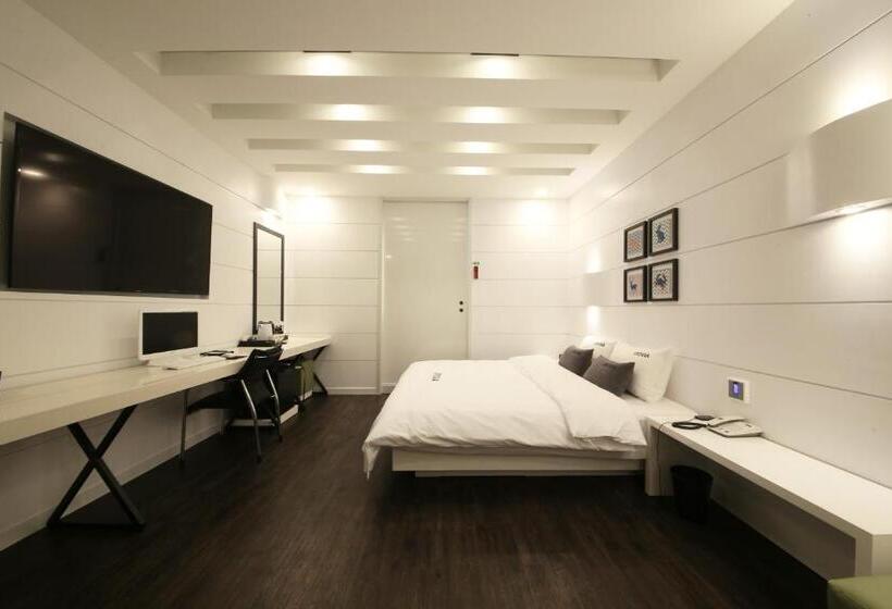 اتاق استاندارد, Premium Ava