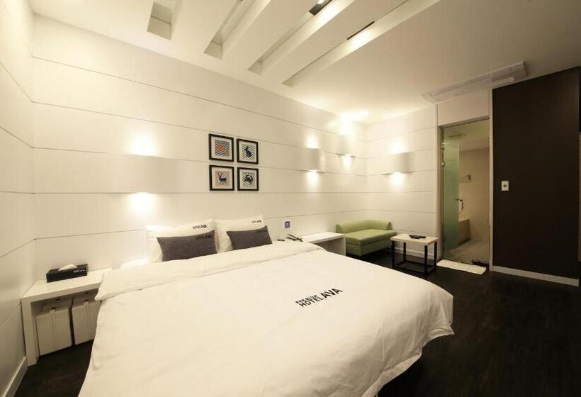 اتاق استاندارد, Premium Ava