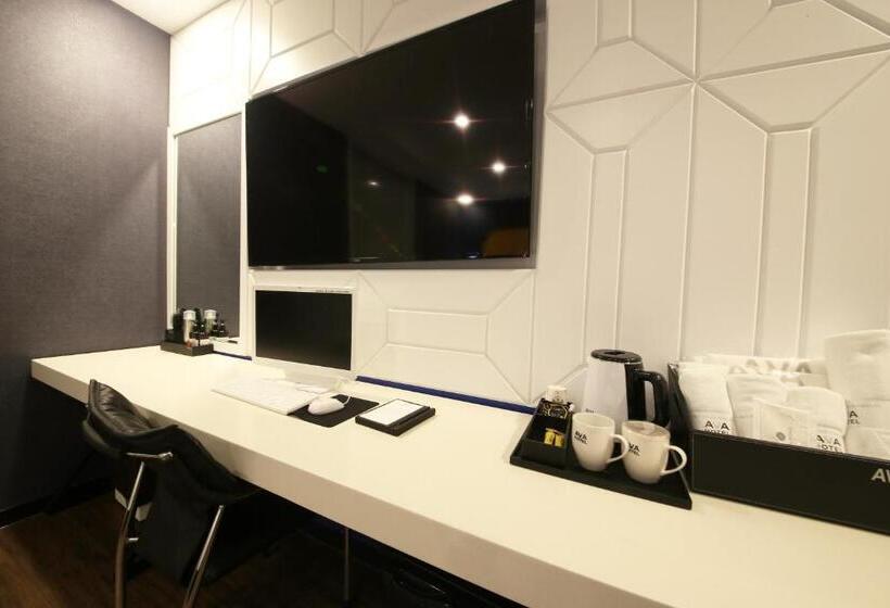 اتاق لوکس, Premium Ava