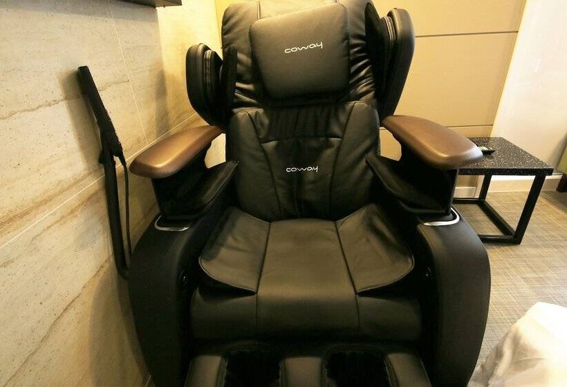 اتاق لوکس, Premium Ava